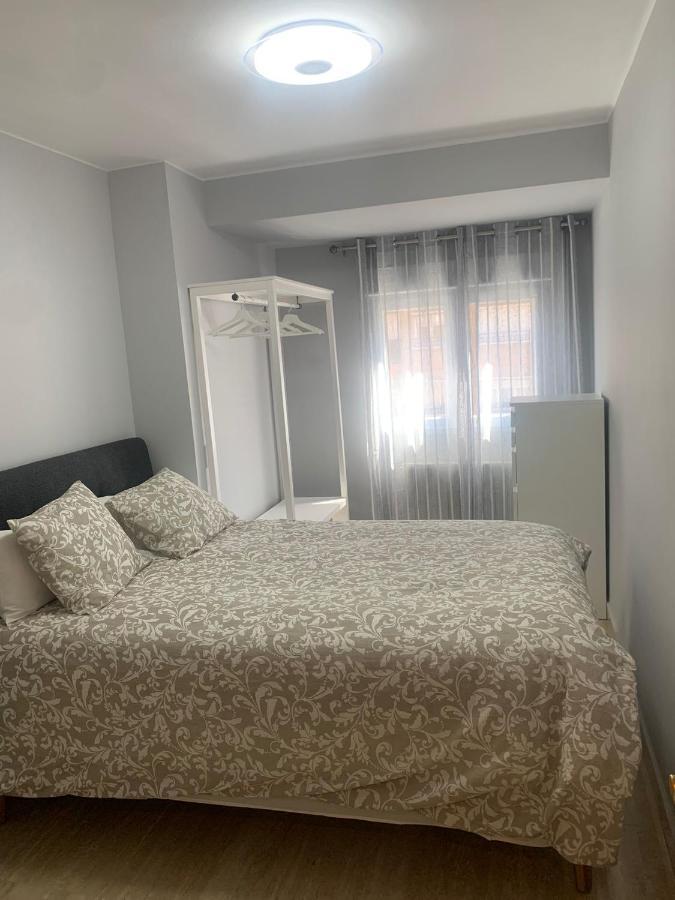 Apartamento Zaragoza Centro 2 Ngoại thất bức ảnh